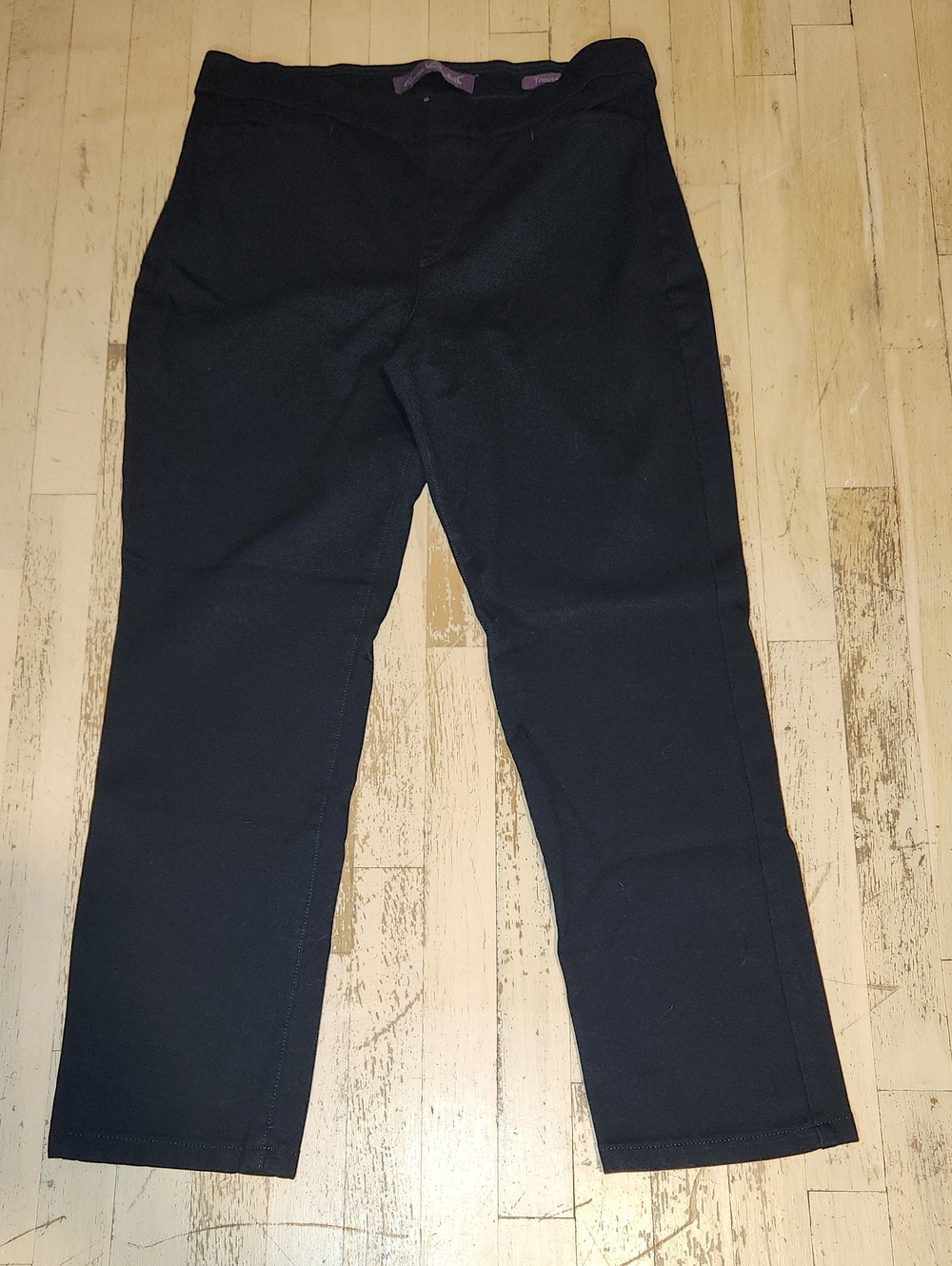 Gloria Vanderbilt Black Straight-Leg Pants